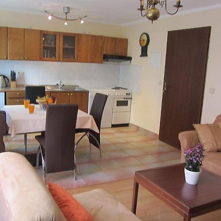 Apartments Marijana Srsici Екстериор снимка