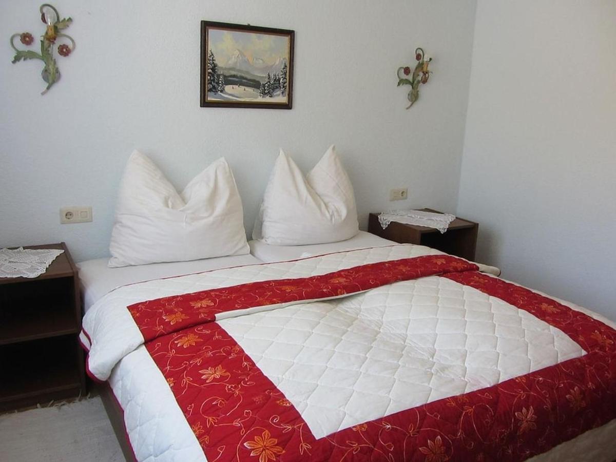 Apartments Marijana Srsici Екстериор снимка
