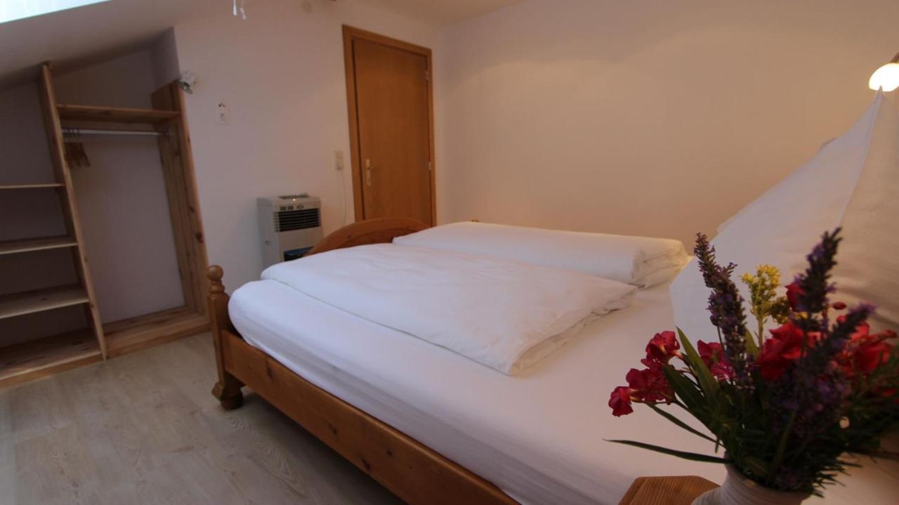 Apartments Marijana Srsici Екстериор снимка