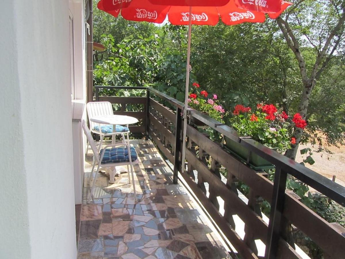 Apartments Marijana Srsici Екстериор снимка