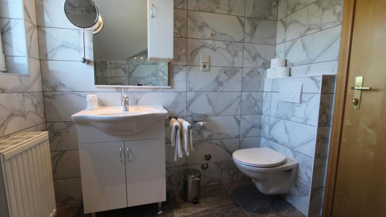 Apartments Marijana Srsici Екстериор снимка
